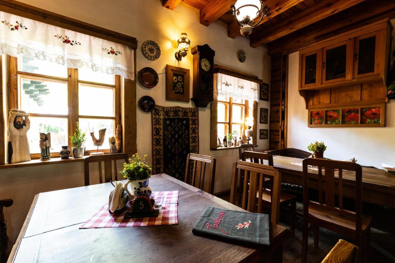 Oberza Pod Zlotym Prosiakiem 호텔 Nieborów 외부 사진