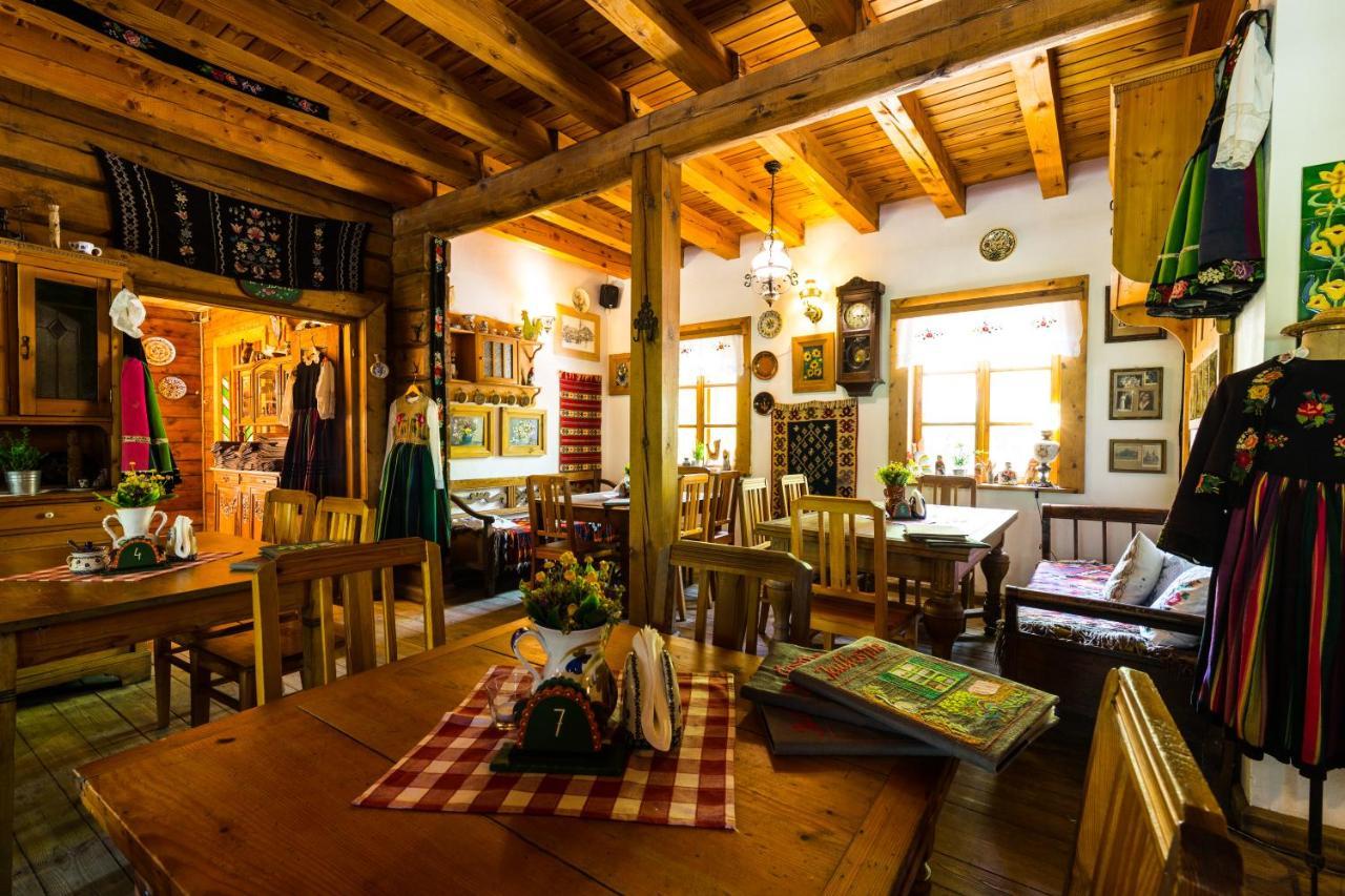 Oberza Pod Zlotym Prosiakiem 호텔 Nieborów 외부 사진