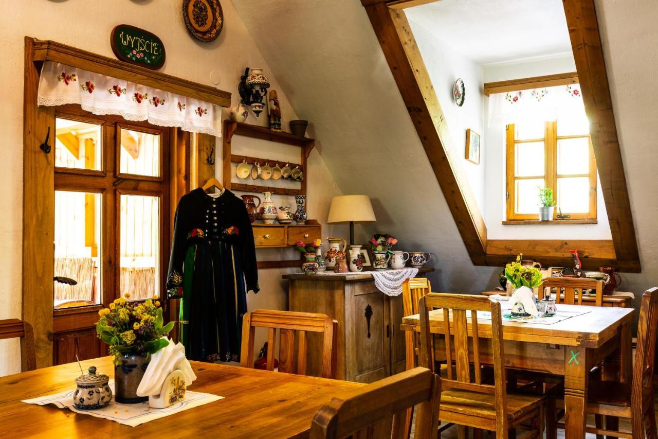 Oberza Pod Zlotym Prosiakiem 호텔 Nieborów 외부 사진